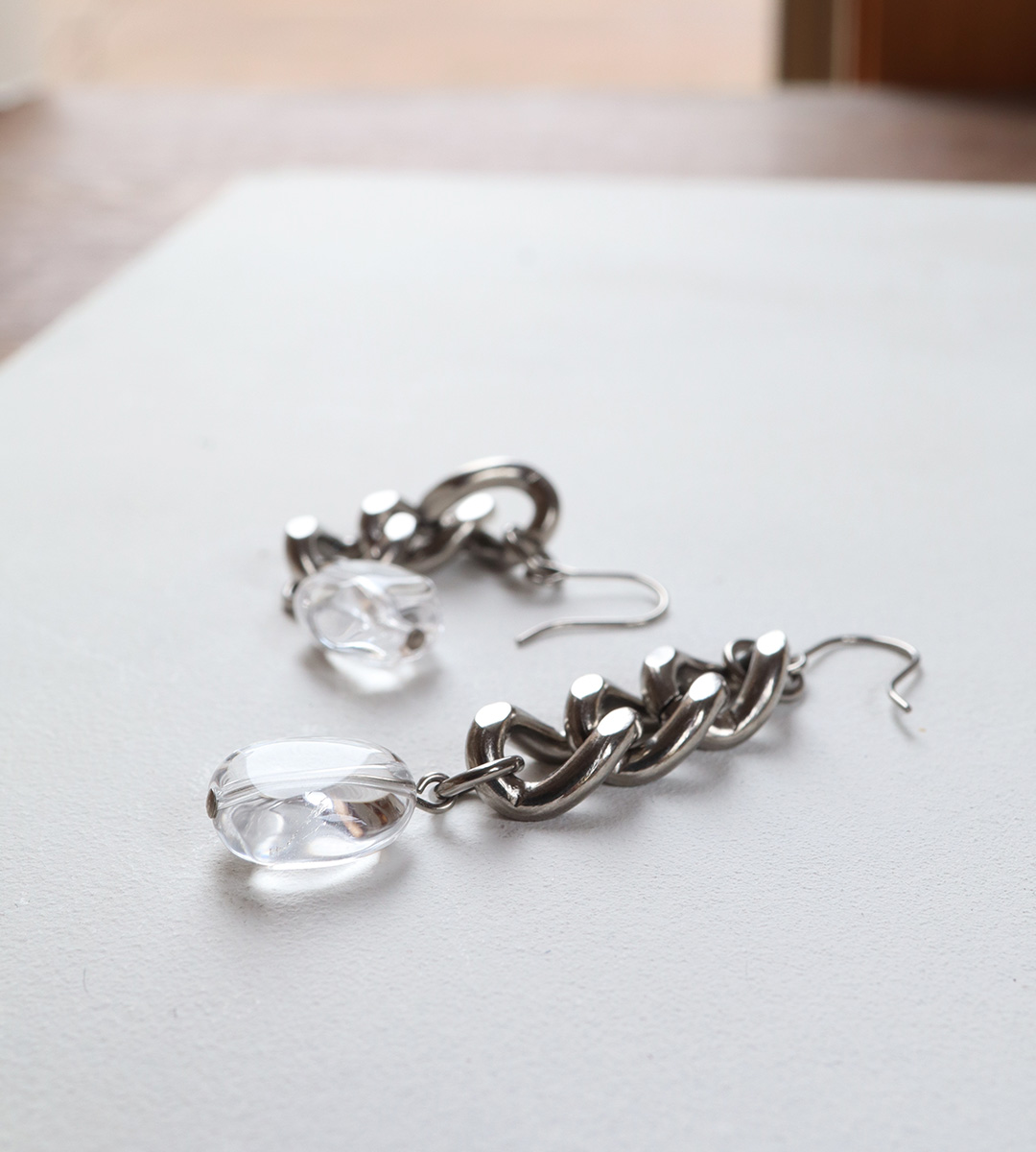 純チタン ピアス プリズムリンク01 フック 6mm PF318pair 別アングル