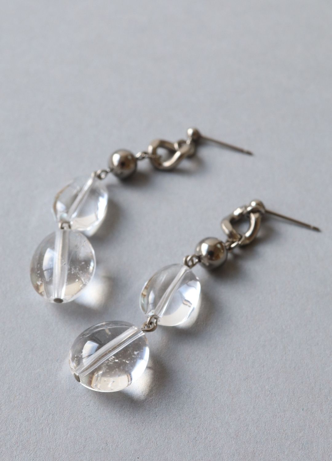 純チタン ピアス プリズムリンク03 ポスト 0.7mm pp319pair 別アングル