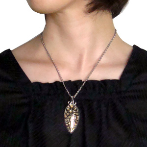 【チタンアクセサリー　レジエ】純チタン製ペンダント
